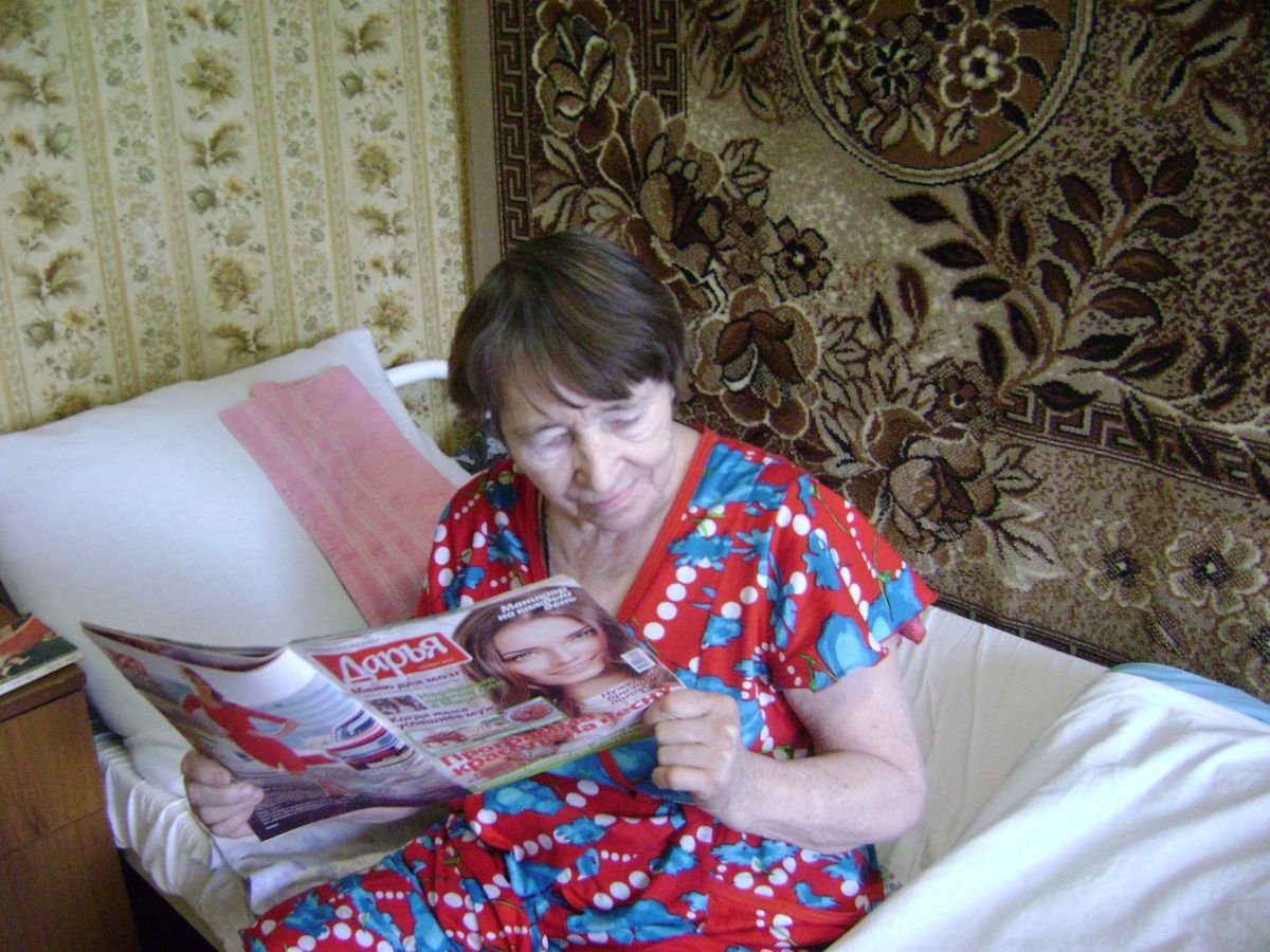 Чтение любимых книг в Старошайговском филиале ГБСУ СОССЗН РМ «Заречный дом-интернат для престарелых и инвалидов»