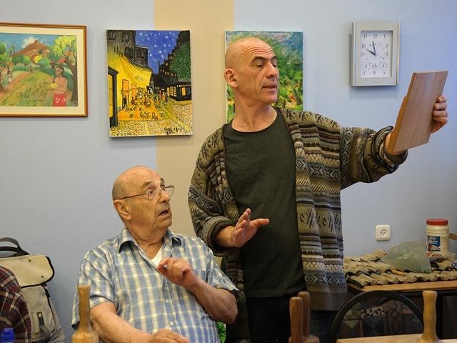 Участие в онлайн-курсе по арт-терапии для пожилых