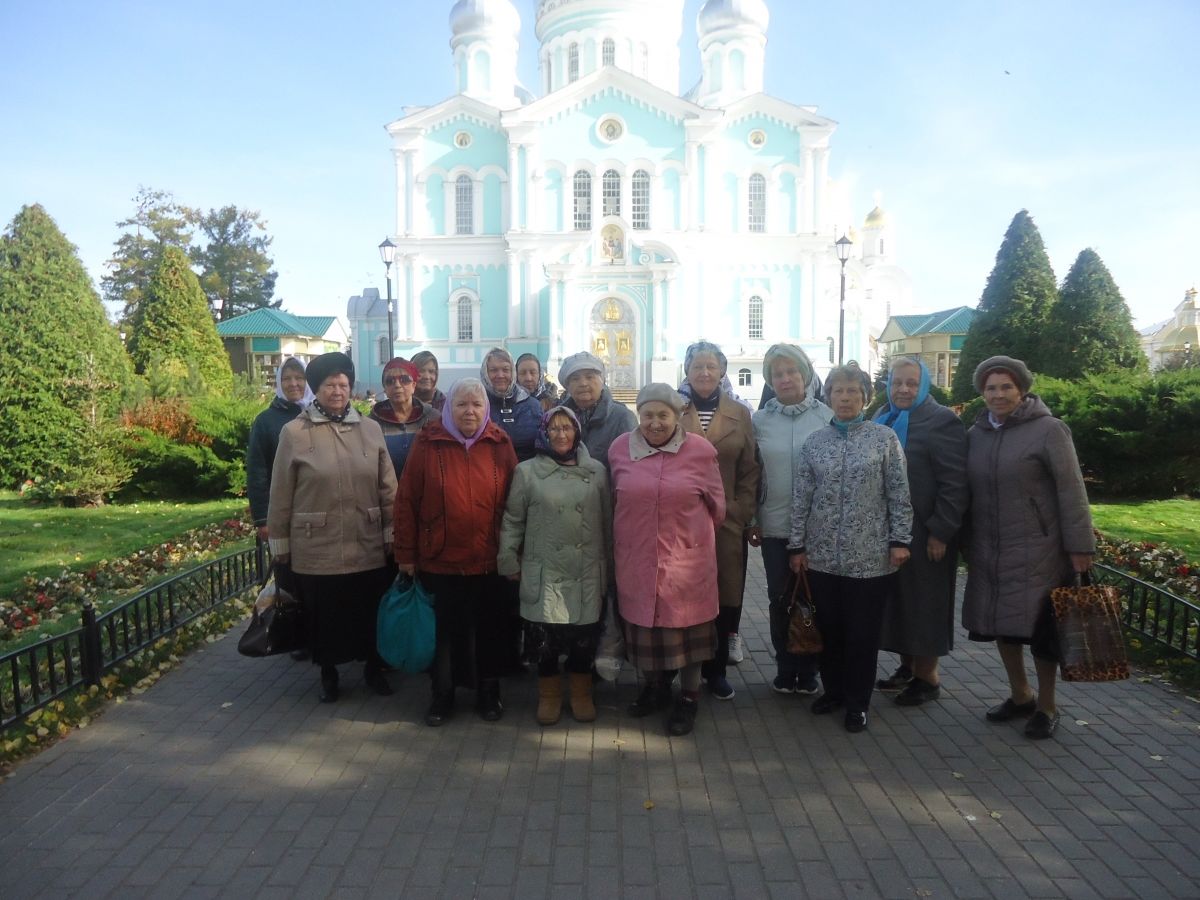 Поездка в Свято-Троицкий Серафимо-Дивеевский женский монастырь