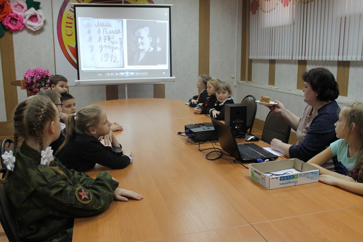 Час исторической памяти «Ленинград жив»