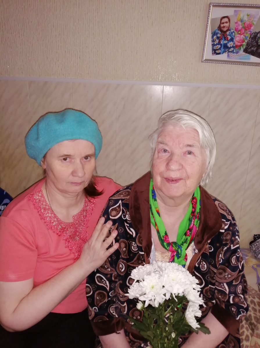 Поздравление с юбилеем получателя социальных услуг ГБСУСОССЗН РМ «Заречный дом - интернат  для престарелых и инвалидов»