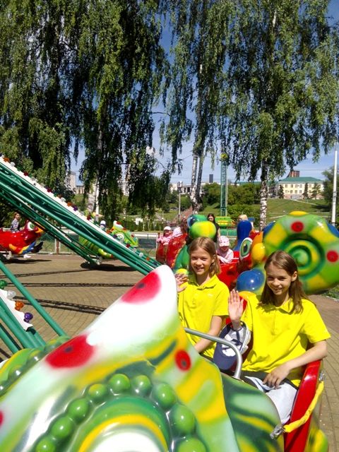 «Российский фонд милосердия и здоровья» подарил детям чудесный летний день
