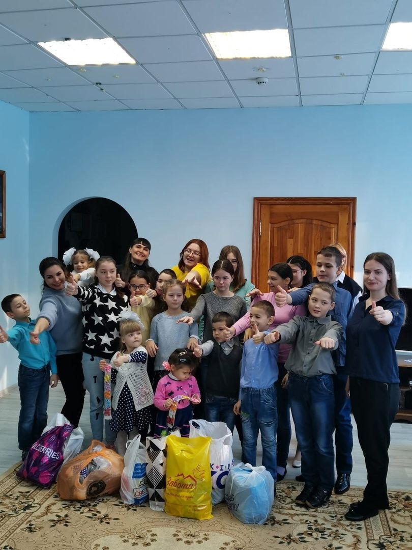 Волонтеры благотворительного общества «Забота» в гостях у воспитанников Ельниковского реабилитационного центра