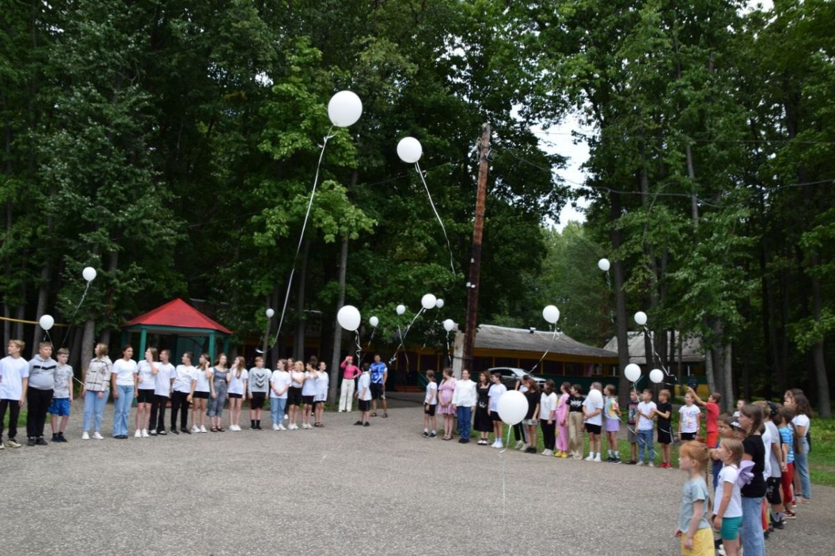 Детский лагерь «Изумрудный» - одно из самых популярных мест загородного отдыха детей нашей республики!