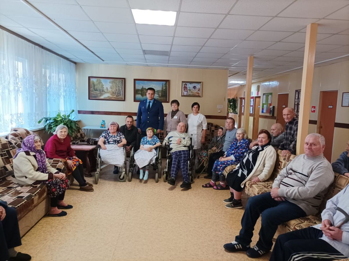 Поздравление от прокуратуры в Старошайговском филиале ГБСУ СОССЗН РМ «Заречный дом-интернат для престарелых и инвалидов»