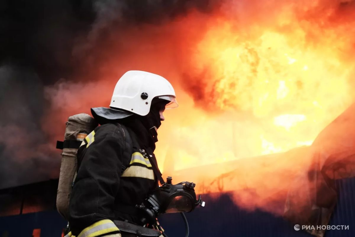 Правила поведения при пожаре: вызов спасателей, эвакуация, первая помощь
