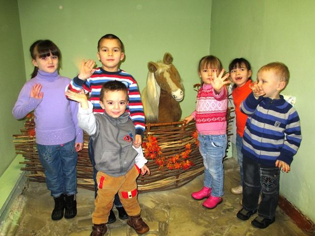 Малыши приюта посетили детский Центр театра и кино «Крошка».