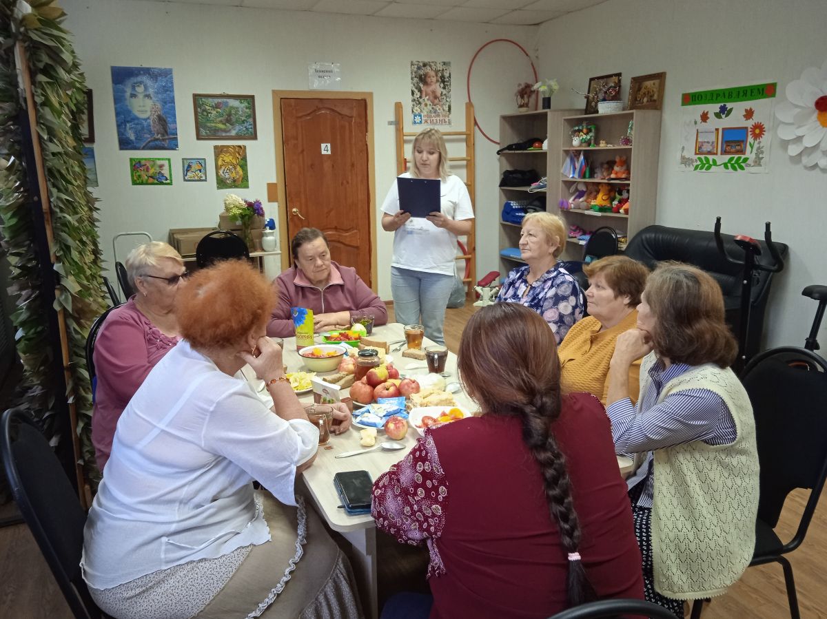 «Яблочный спас нам яблок припас»