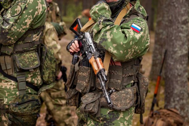 Единовременная денежная выплата военнослужащим, проходящим военную службу по контракту в Вооруженных Силах Российской Федерации Единовременная денежная выплата военнослужащим, проходящим военную службу по контракту в Вооруженных Силах Российской Федерации