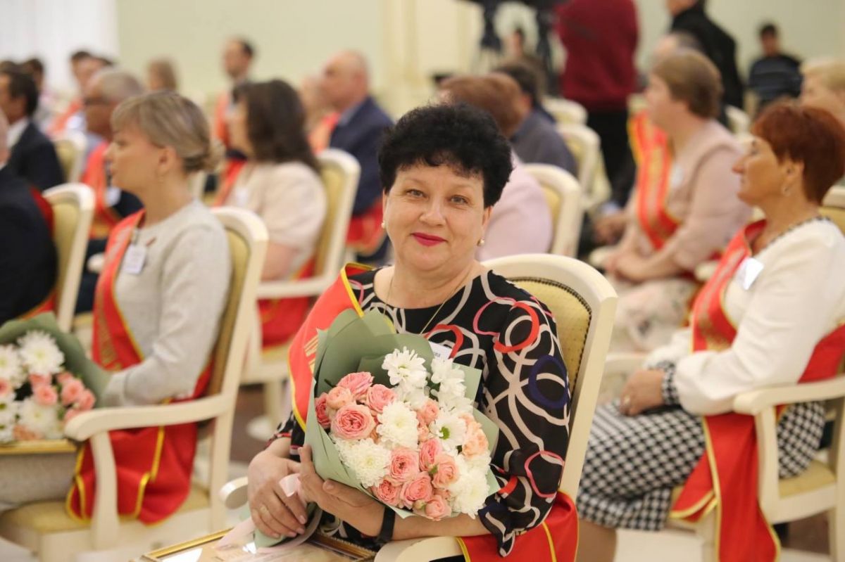 Ершкова Светлана Ивановна - победитель республиканского конкурса «ЛУЧШИЙ ПО ПРОФЕССИИ» Ершкова Светлана Ивановна - победитель республиканского конкурса «ЛУЧШИЙ ПО ПРОФЕССИИ»