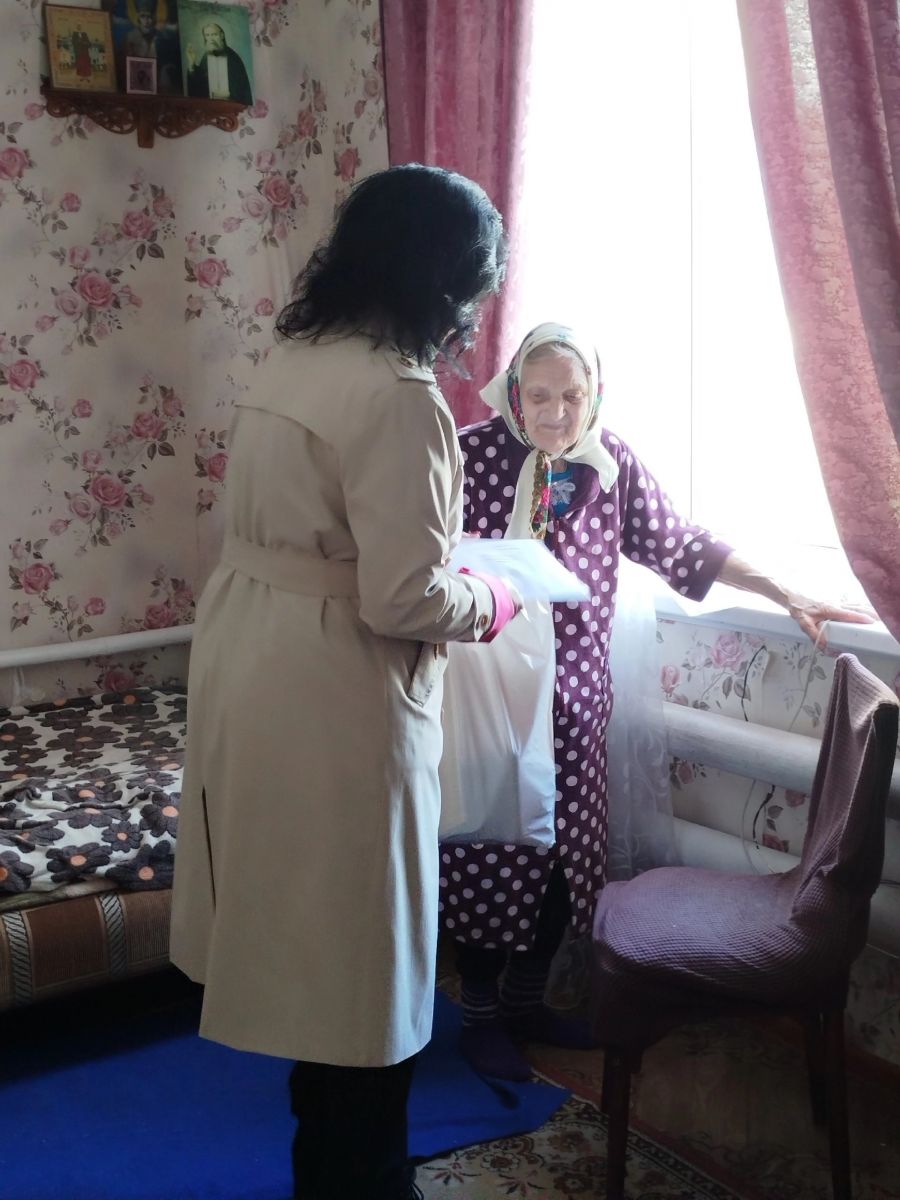 В Темниковском муниципальном районе вручают праздничные наборы к 80-летию Победы