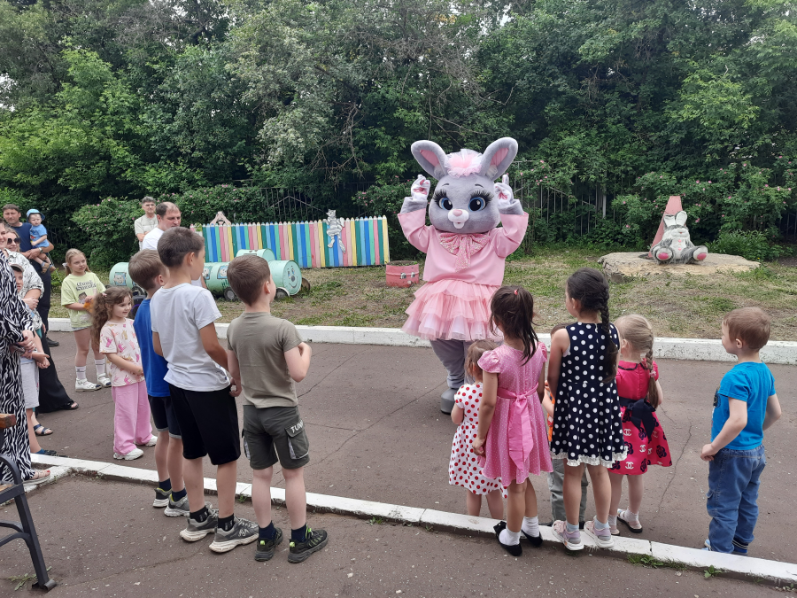 Не перевелись еще на планете  Земля милосердие и доброта
