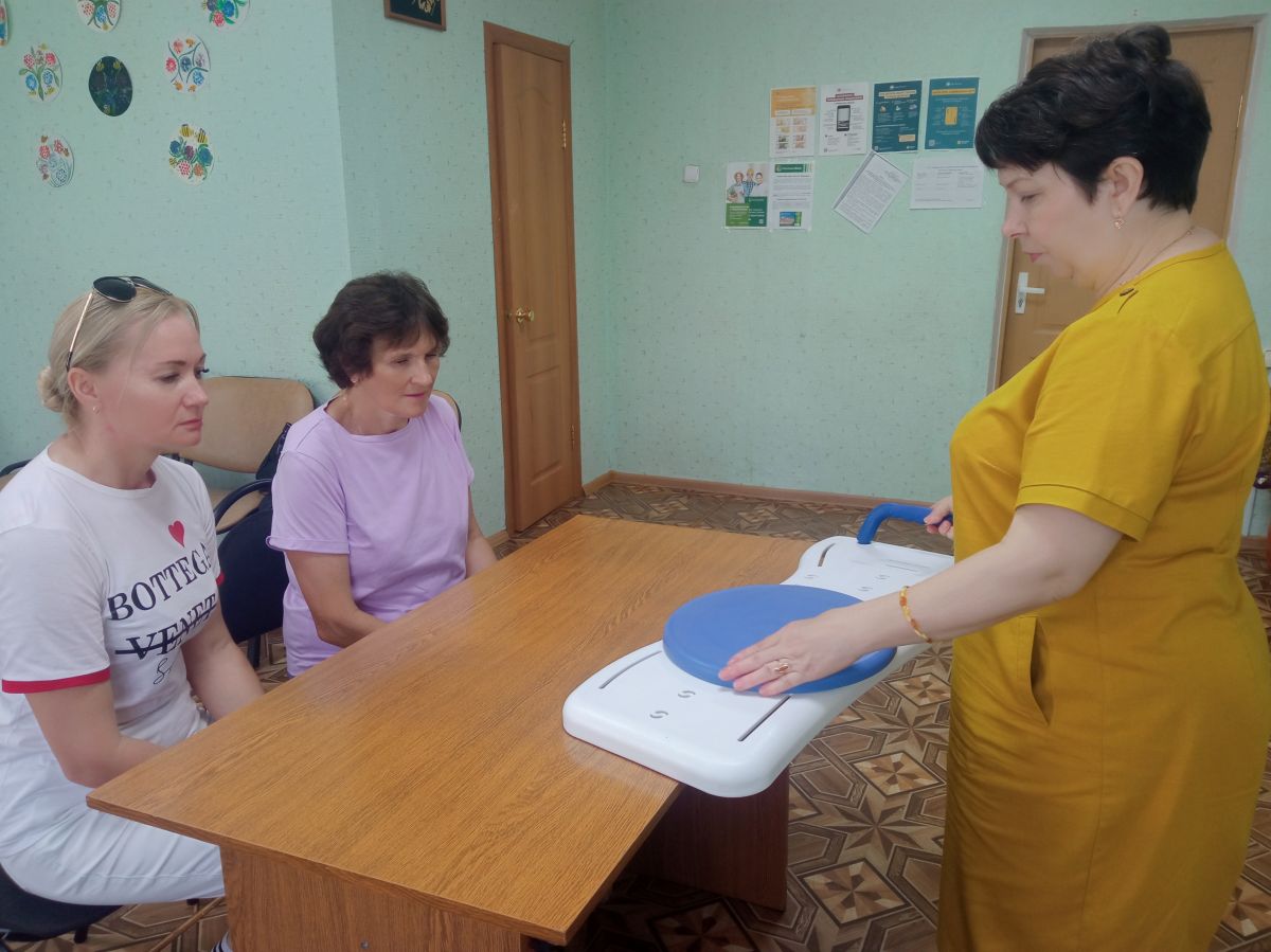Школа родственного ухода учит помогать близким Школа родственного ухода учит помогать близким