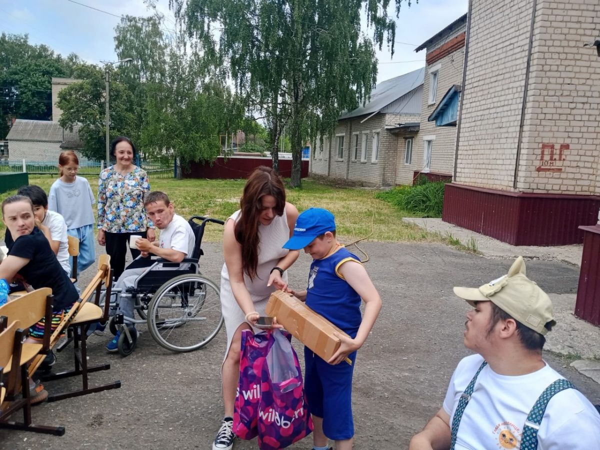 Сегодня у нас в гостях побывали гости из г.Саров "Движение навстречу"
