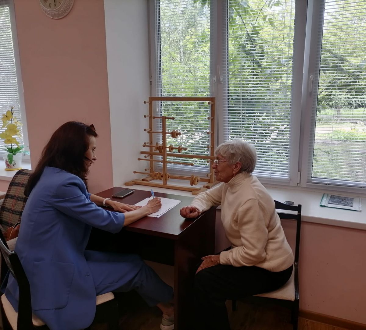 Встреча врача -гериатра с получателями социальных услуг Встреча врача -гериатра с получателями социальных услуг