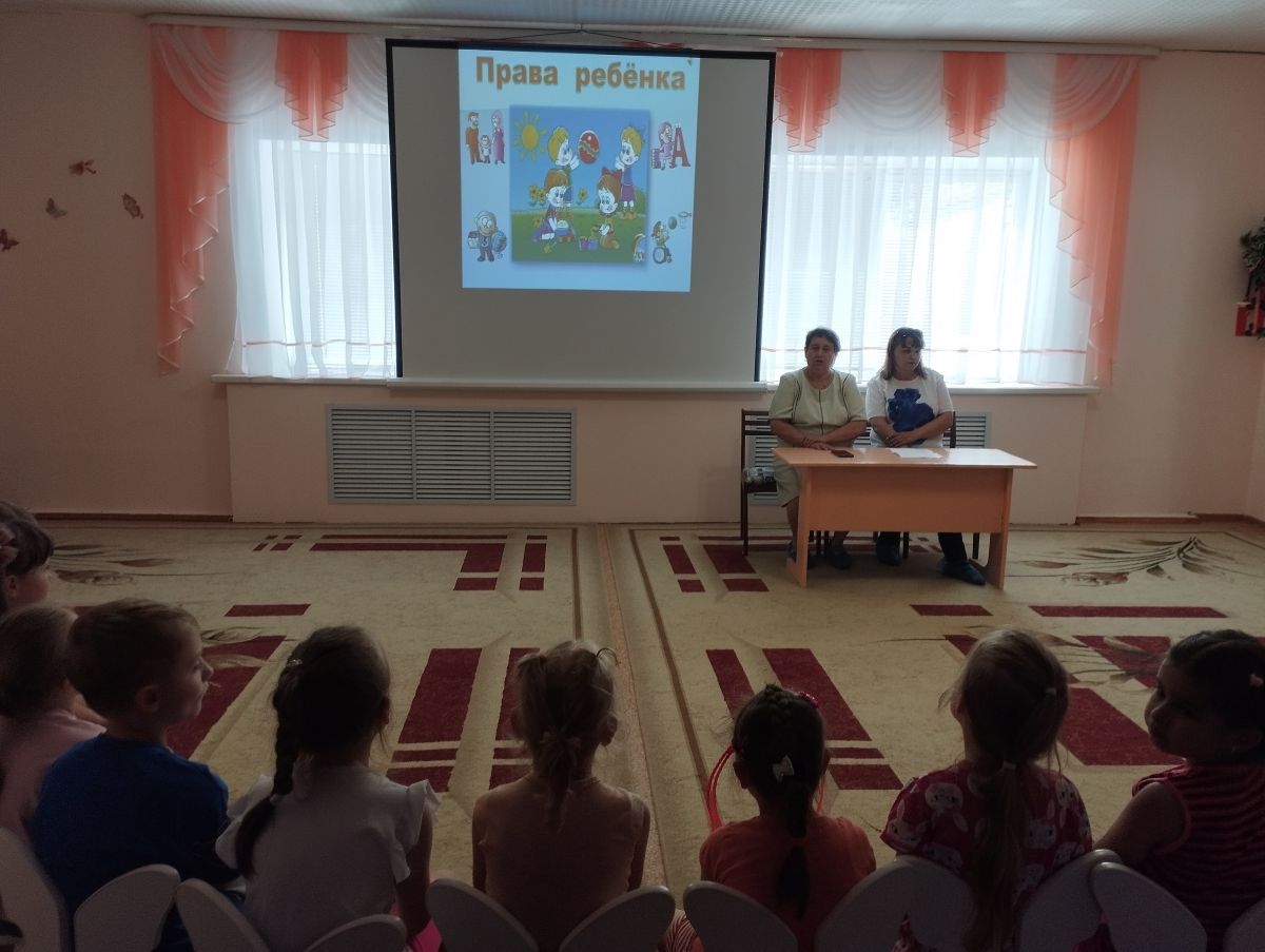 Продолжаем рассказывать о мероприятиях посвященных Всероссийской недели правовой помощи Продолжаем рассказывать о мероприятиях посвященных Всероссийской недели правовой помощи