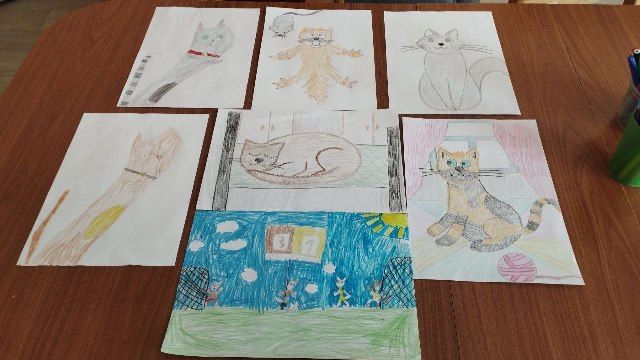 Выставка рисунков "Замурчательные котики" Выставка рисунков "Замурчательные котики"
