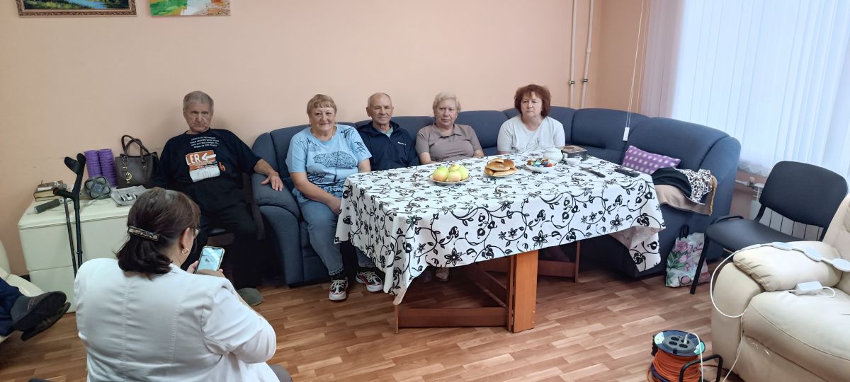Познавательный час «Дары лета – Спасы: Медовый, Яблочный, Ореховый» Познавательный час «Дары лета – Спасы: Медовый, Яблочный, Ореховый»