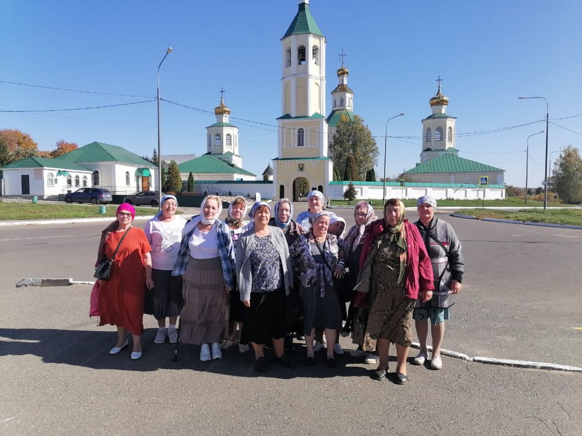 Поездка в Макаровский монастырь Поездка в Макаровский монастырь