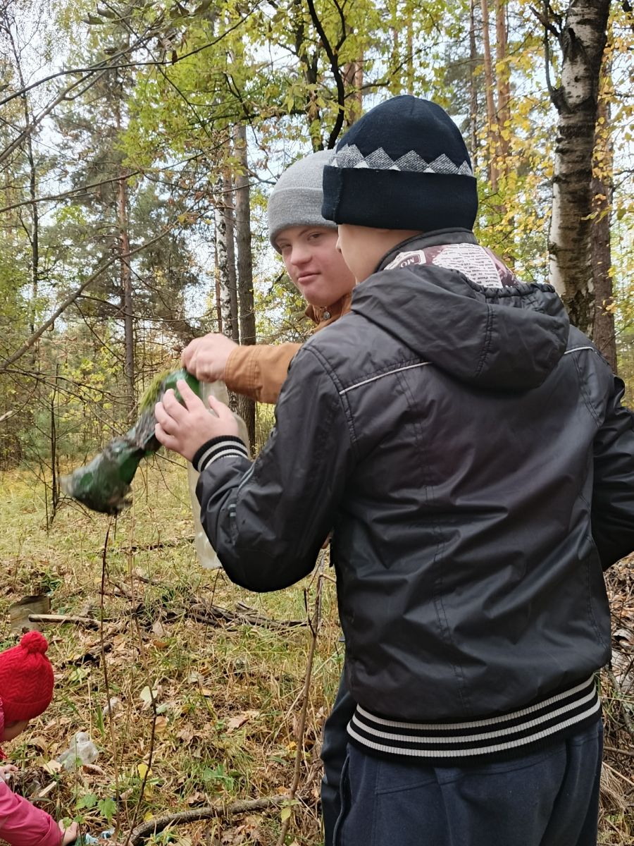 "Здравствуй, друг!" "Здравствуй, друг!"