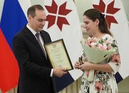 Ежегодное денежное пособие многодетным матерям из числа награжденных Почетным дипломом многодетной матери, и ежегодная денежная выплата студентам из числа семей с четырьмя и более детьми Ежегодное денежное пособие многодетным матерям из числа награжденных Почетным дипломом многодетной матери, и ежегодная денежная выплата студентам из числа семей с четырьмя и более детьми