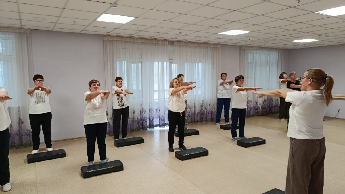 Двигаемся – живём долгой, активной жизнью! Двигаемся – живём долгой, активной жизнью!
