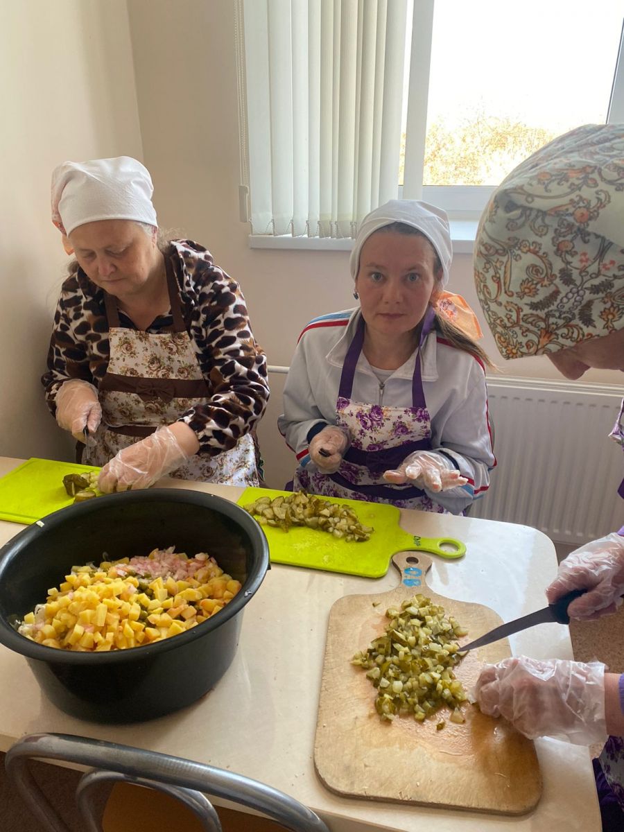 Кулинарный мастер-класс по приготовлению салатов Кулинарный мастер-класс по приготовлению салатов