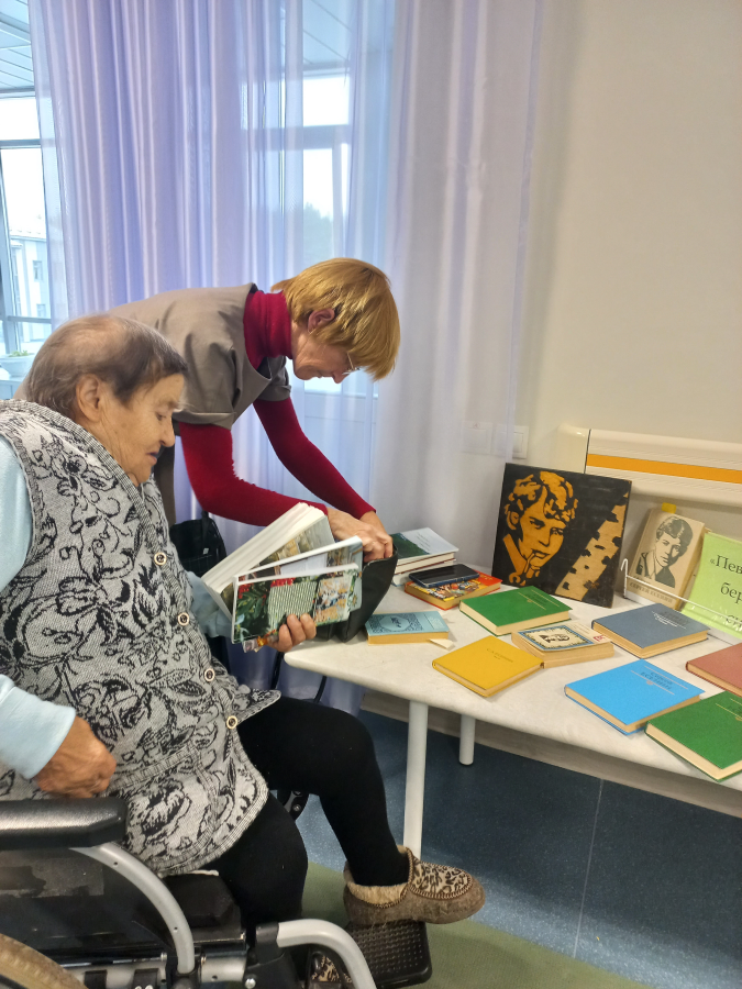 Час есенинской поэзии: к 130-летию со дня рождения С.Есенина Час есенинской поэзии: к 130-летию со дня рождения С.Есенина