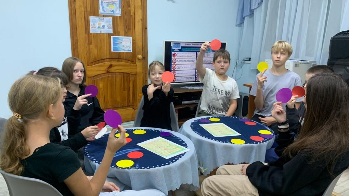 Познавательный час «Безопасный интернет – детям»