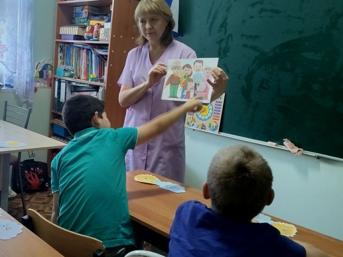 Никому не разрешу обижать мою семью Никому не разрешу обижать мою семью