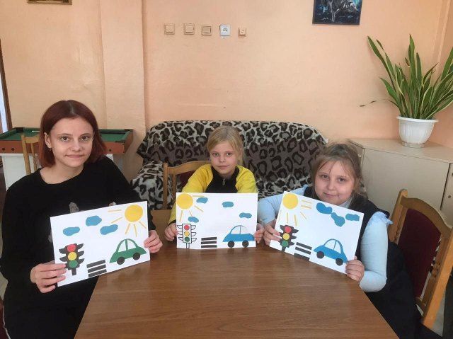 Вот дорожный переход, осторожно пешеход!