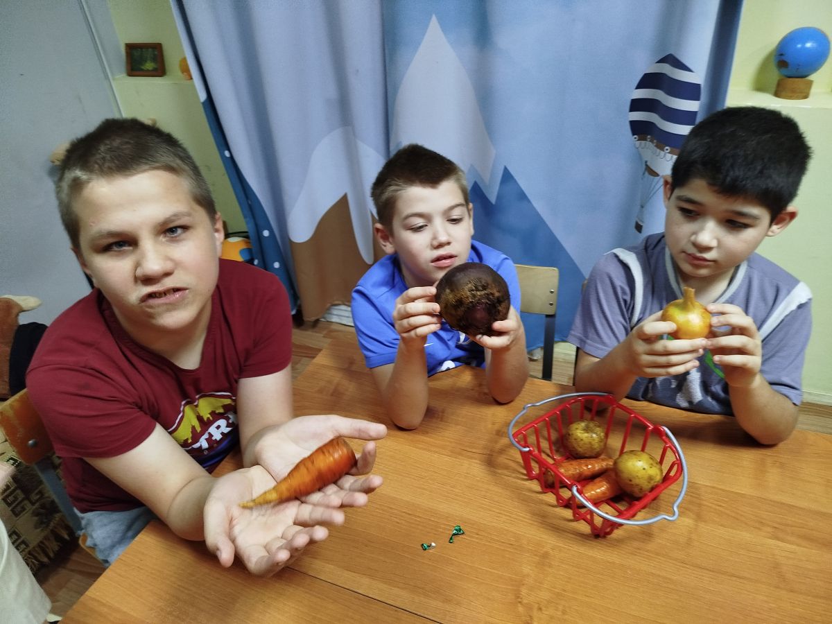 Овощи и фрукты - полезные продукты