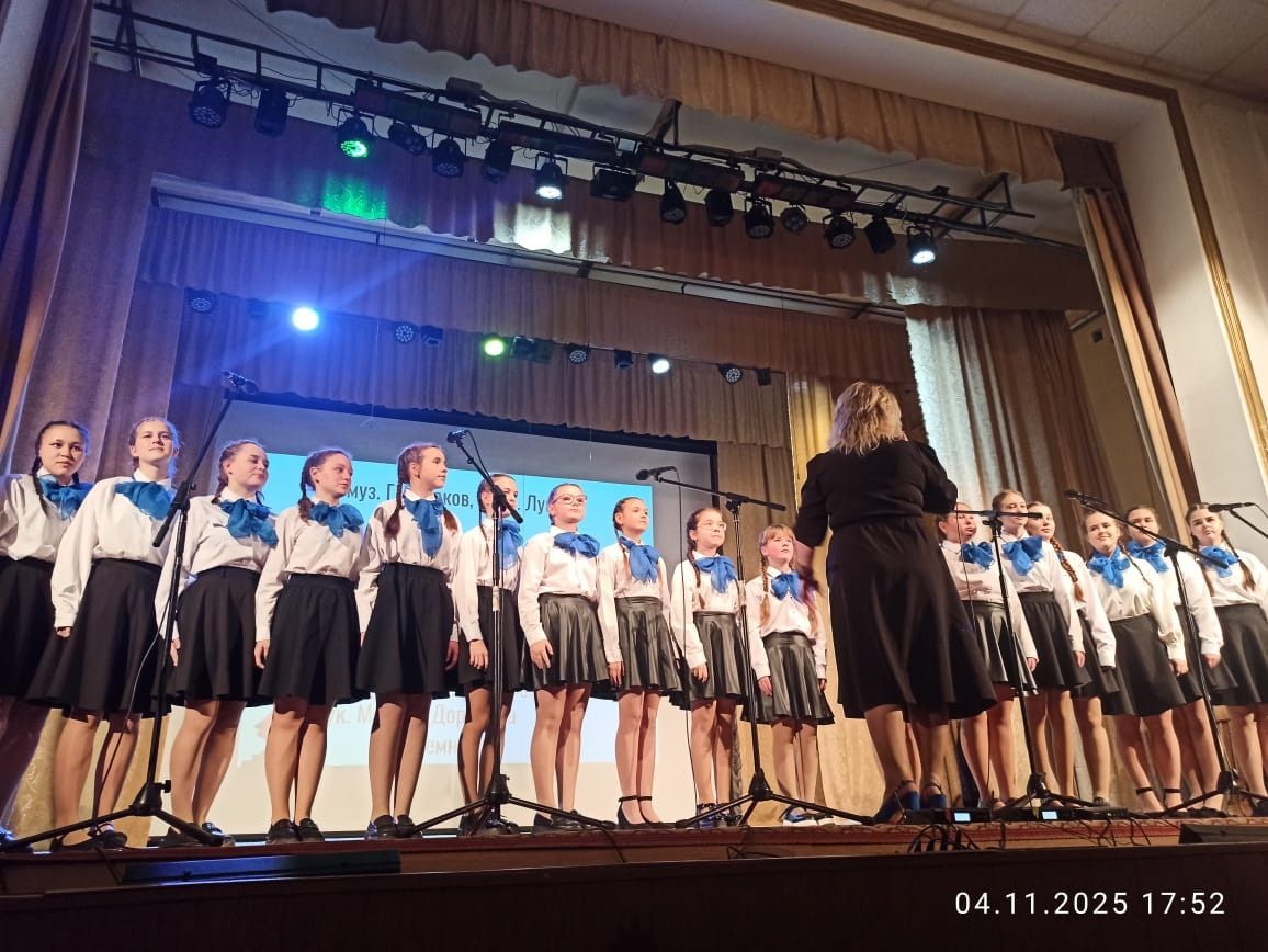 Выражаем огромную благодарность коллективу "Центра культуры" Темниковского района и лично его руководителю Веронике Алексеевне Черниковой за приглашение на концерт, который был организован в рамках Республиканского фестиваля "Шумрат Мордовия."