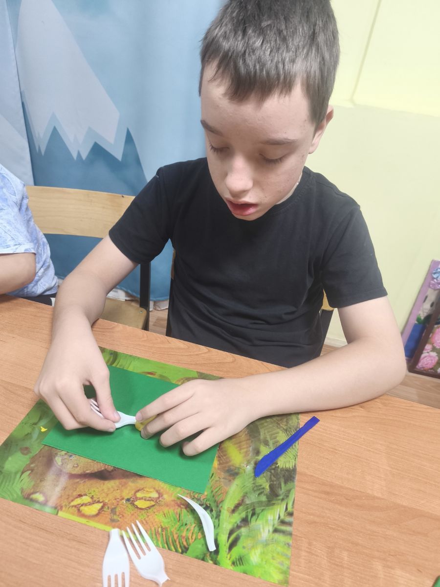 Лилия из вилок