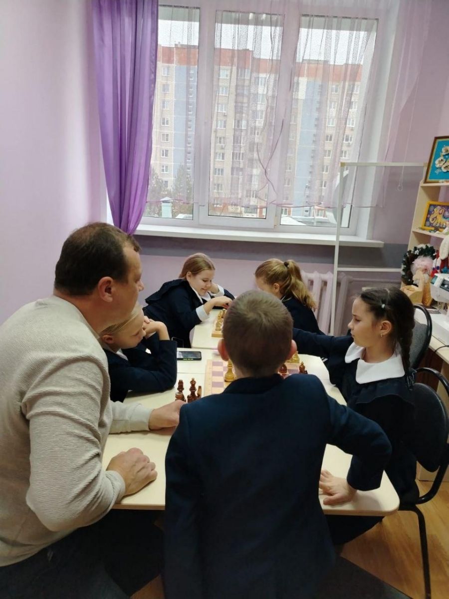 Шахматный движ