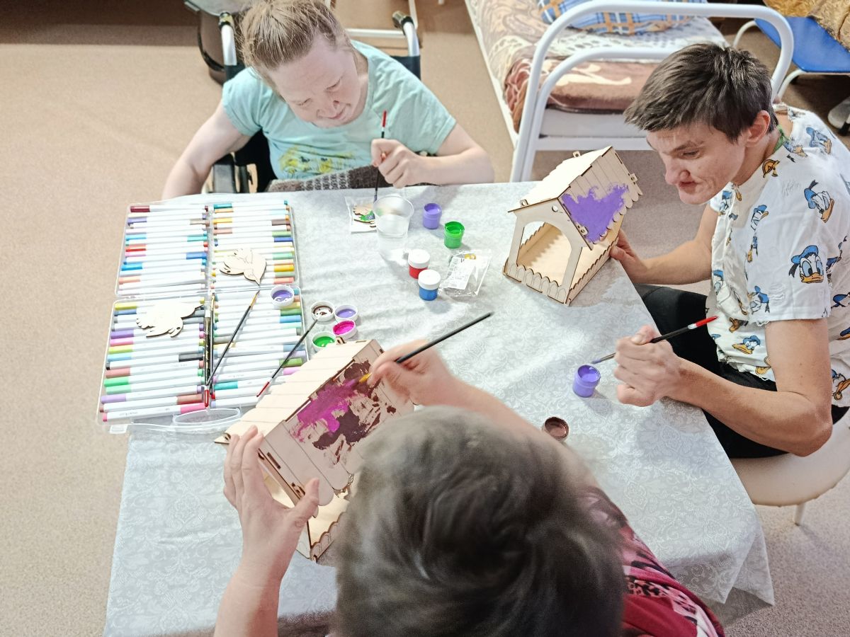 12 ноября ежегодно проводится экологический праздник посвященный встрече птиц, остающихся на зимовку в российских регионах