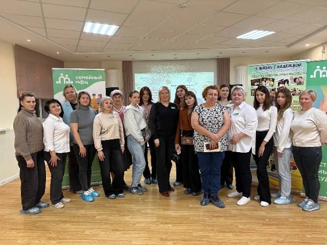 Клубы для родителей — шаг к сохранению семьи