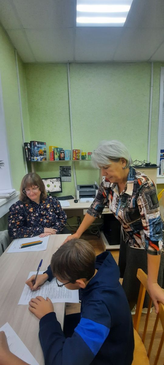 Занятия с семьями с детьми в Семейной мастерской