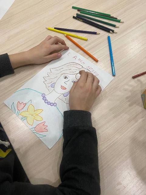 Конкурс рисунков «Вместе с мамой»