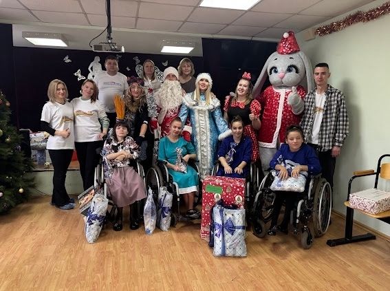 5 декабря в Темниковском детском доме прошла ежегодная акция &laquo;НОВЫЙ ГОД В КАЖДЫЙ ДОМ&raquo; от АНО &laquo;Добро-13&raquo; &mdash; и это было настоящее волшебство!