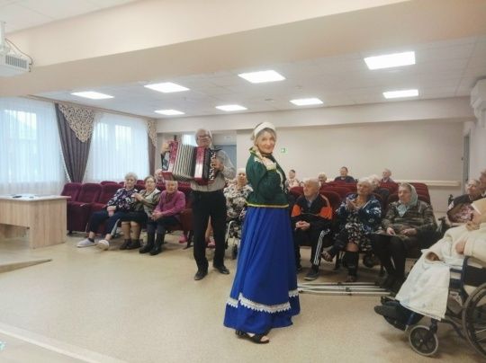 Сегодня мы отметили осенний праздник Кузьминки, погрузившись в атмосферу русского народного веселья