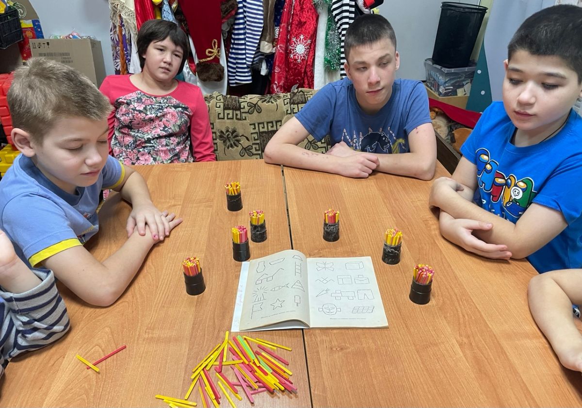 Фигуры из счётных палочек