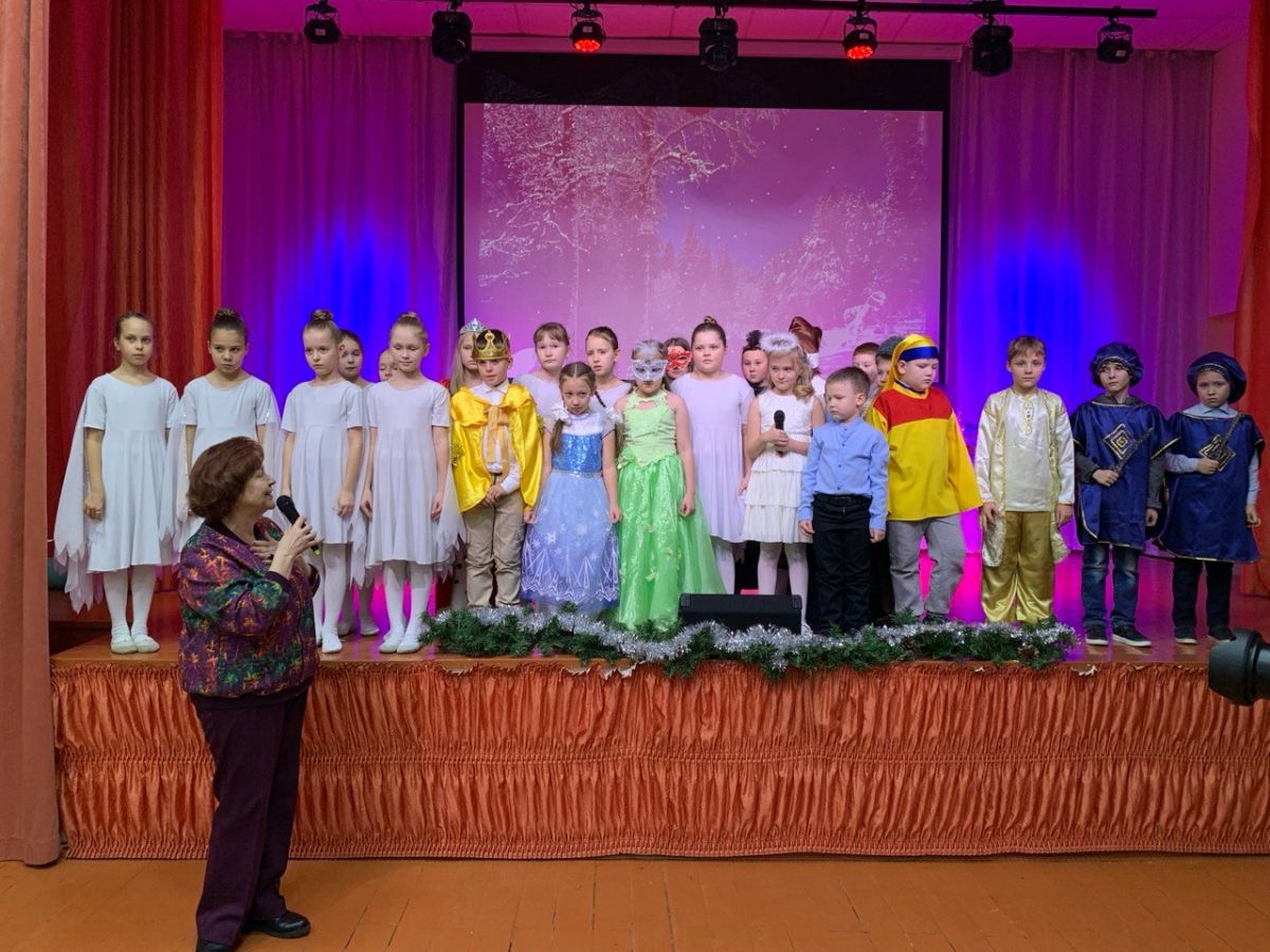 Акция Движения Первых "Российский детский Дед Мороз"