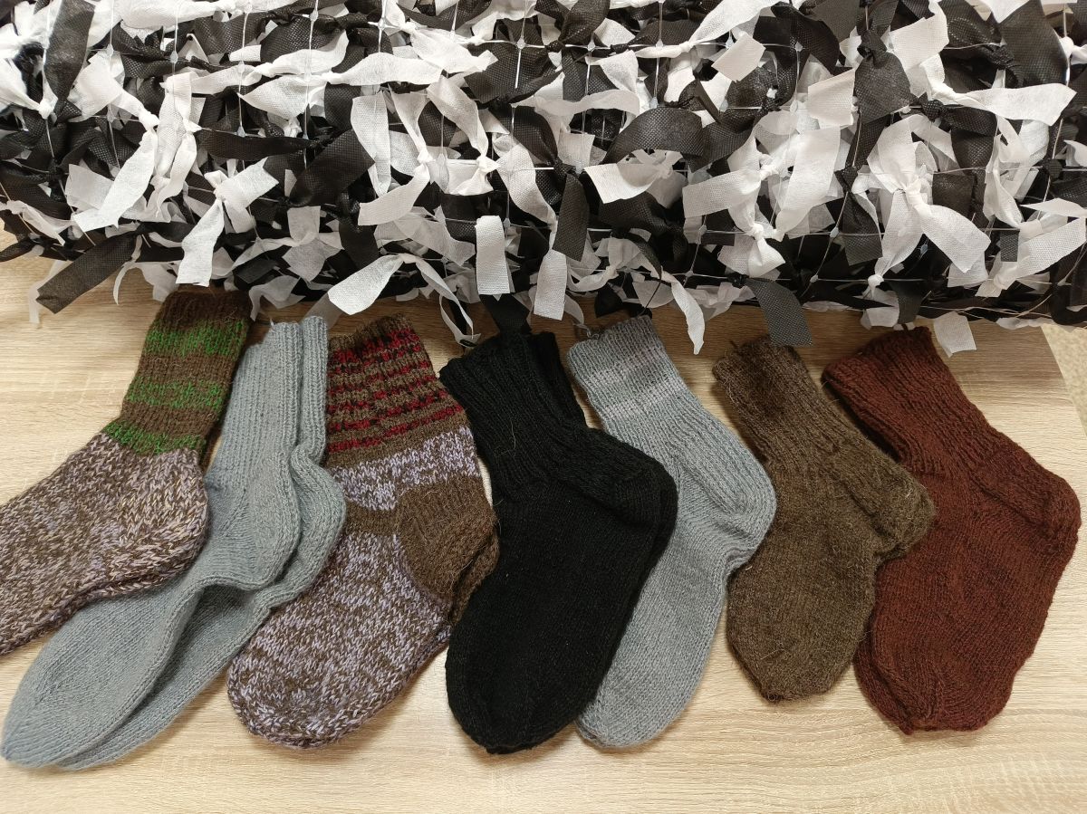 Очередная партия сетей и носков готова к отправке, чтобы сослужить ребятам надежную службу