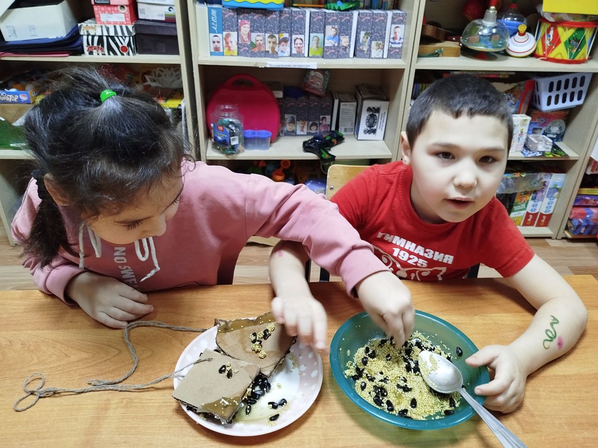 Экологичная кормушка