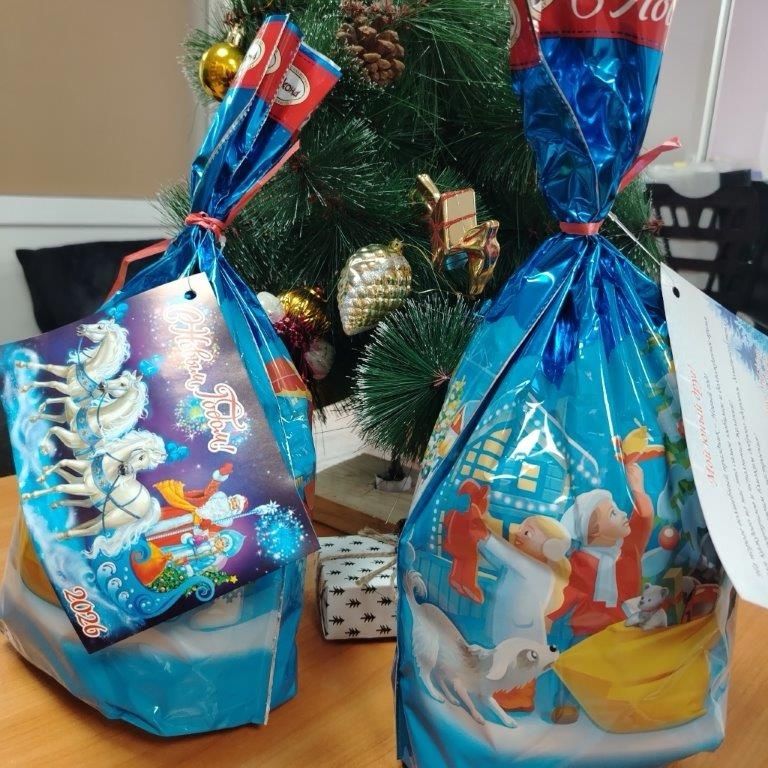 Подарки с поздравлением  от Главы Мордовии