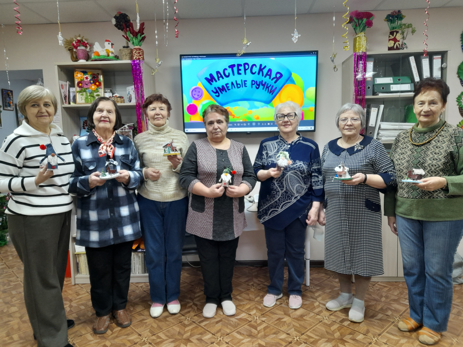 Творческая мастерская "Умелые ручки" продолжает свою работу