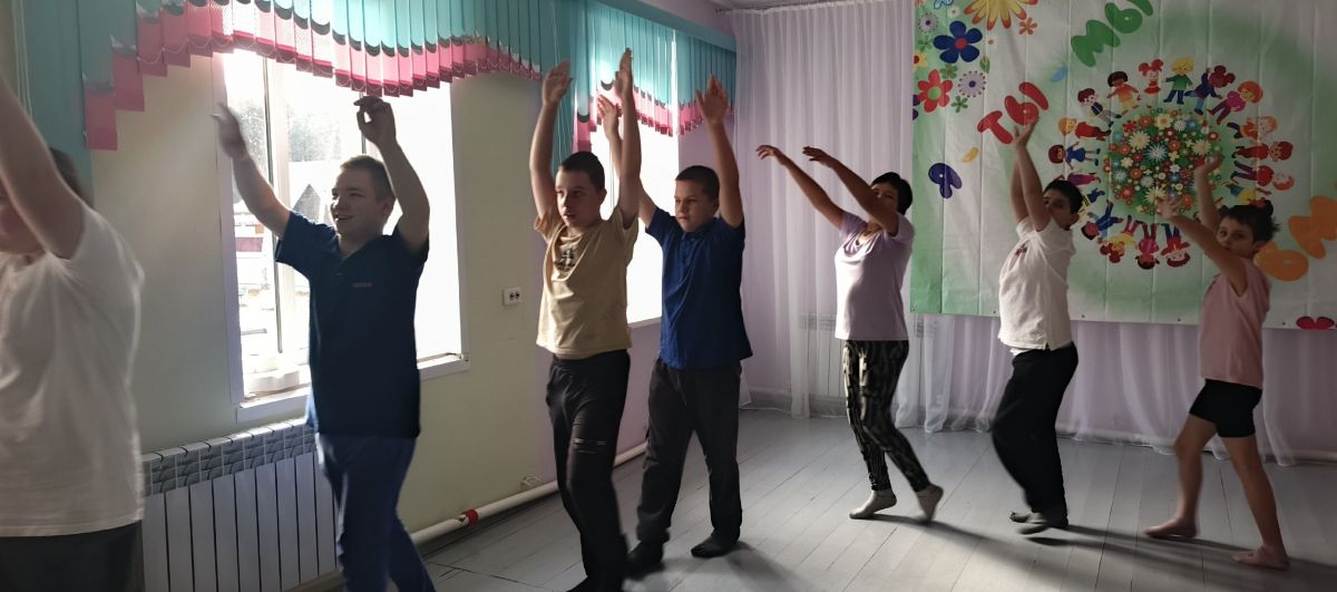 Метание мячей на дальность