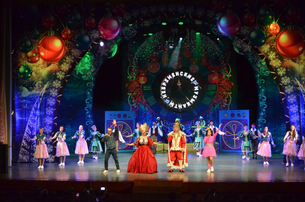 Новогоднее представление для детей, из семей участников СВО