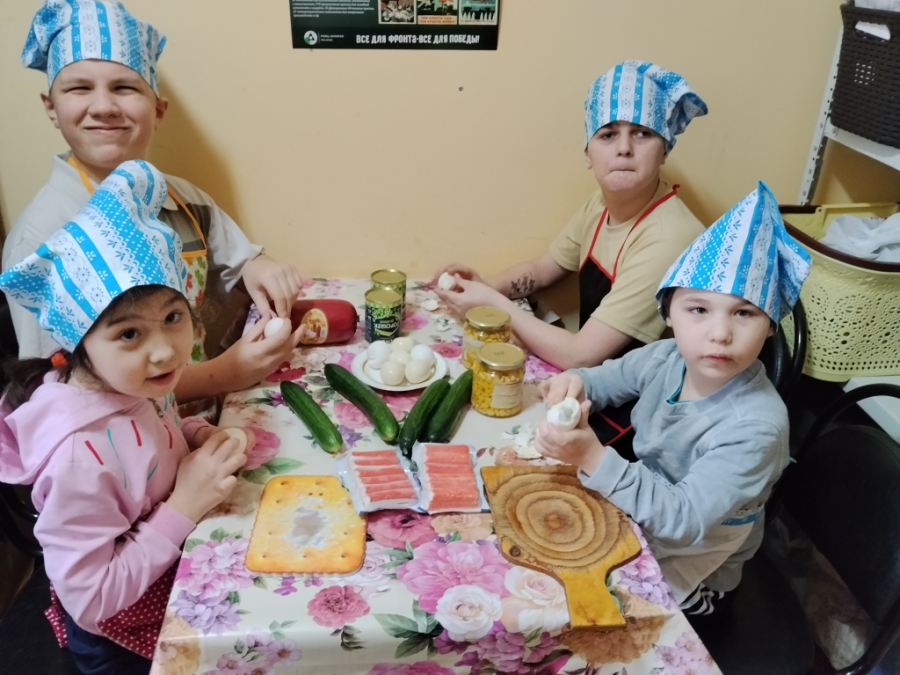 Подготовка Новогоднего стола